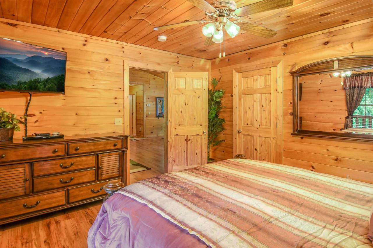 Easy Livin - Secluded Family Log Cabin Sevierville Exteriör bild
