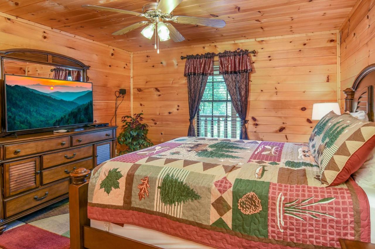 Easy Livin - Secluded Family Log Cabin Sevierville Exteriör bild