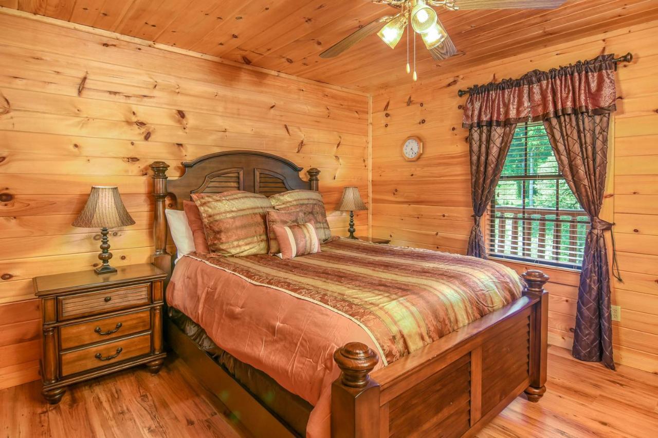 Easy Livin - Secluded Family Log Cabin Sevierville Exteriör bild